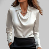 Leonie | Elegante Wasserfallausschnitt Satinbluse für Damen Langarm
