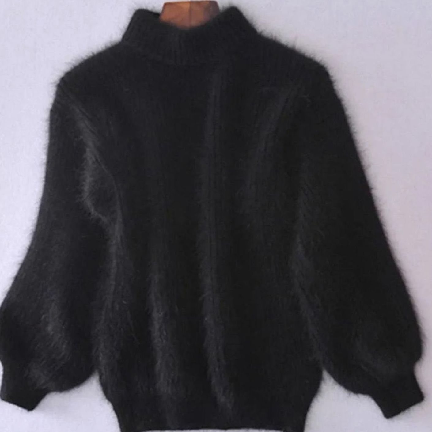 Lena | Damen Flauschiger Rollkragen Pullover mit hohem Kragen Weicher Winterstrick