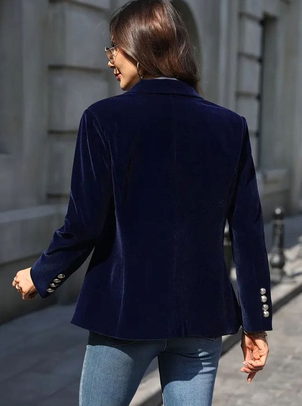 Clara | Damen Klassischer Blazer mit Ein-Knopf-Verschluss und Goldknöpfen