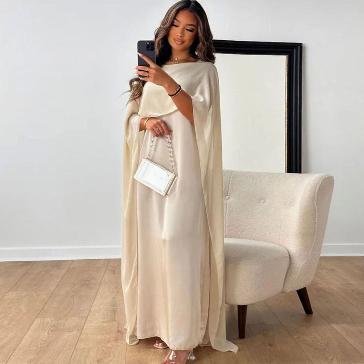 Elin | Elegante Satijnen Maxi Jurk Dames met Cape Mouwen