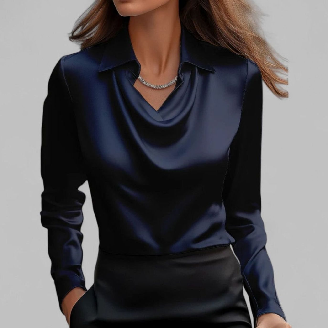 Leonie | Elegante Wasserfallausschnitt Satinbluse für Damen Langarm