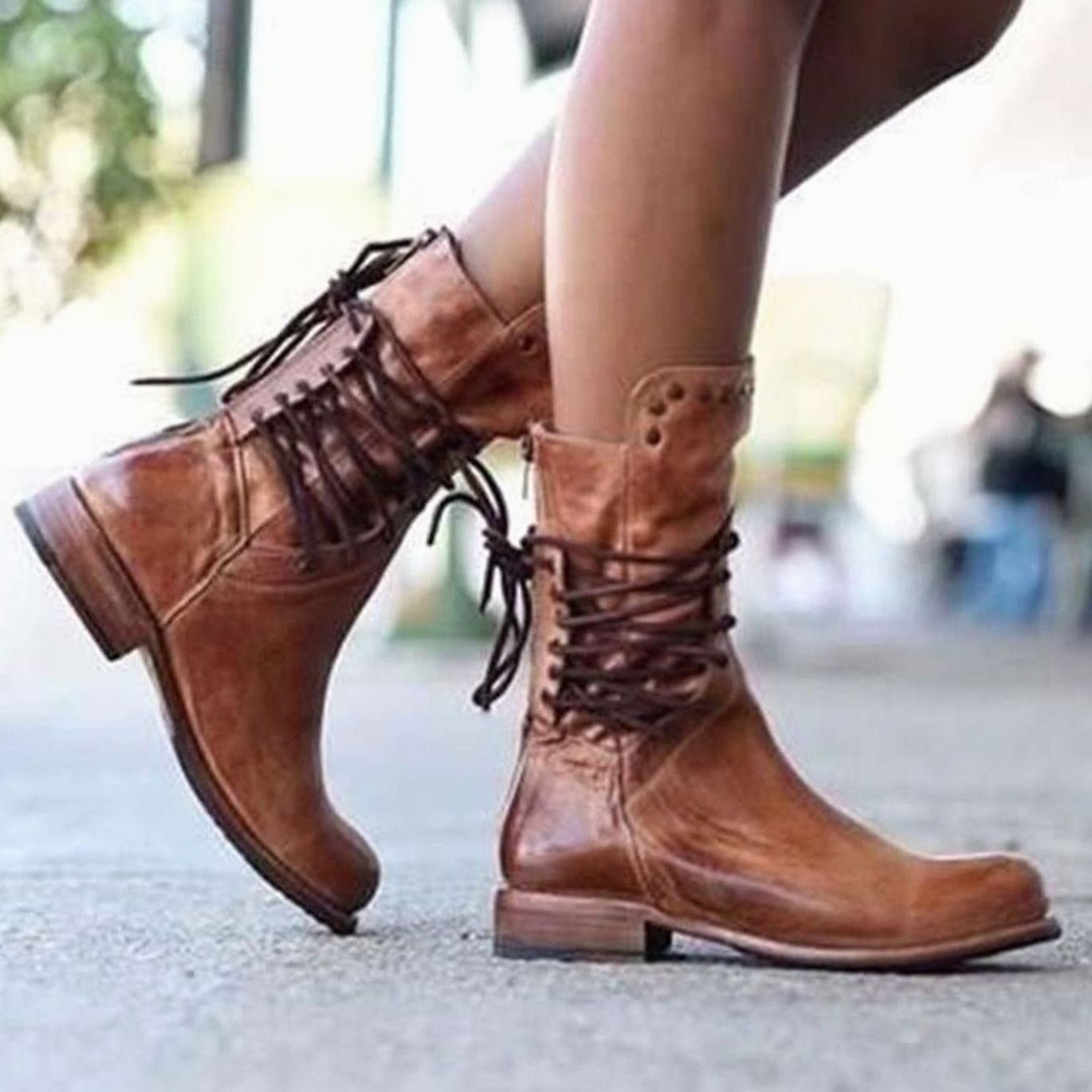 Anna | Enkellaarsjes Dames Vintage Veterschoenen Blokhak Nietendetail